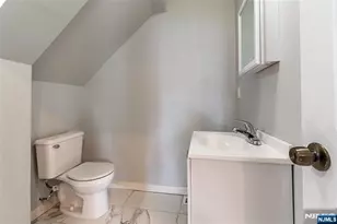 21 Dodd St, East Orange, NJ 07017 - Photo 5