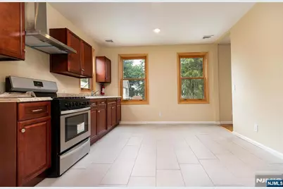 21 Dodd Street, East Orange, NJ 07017 - Photo 13