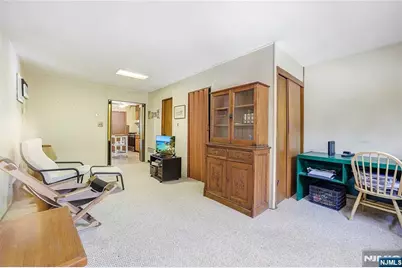 15 Garden Street, Bergenfield, NJ 07621 - Photo 13