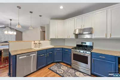 134 Arthur Court, Mahwah, NJ 07430 - Photo 13