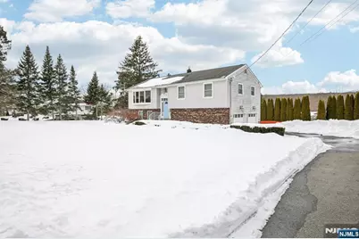 6 Highview Drive, Vernon, NJ 07460 - Photo 3