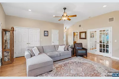 262 Cornwall Road, Glen Rock, NJ 07452 - Photo 23