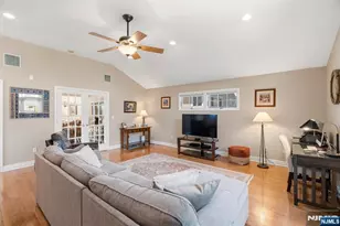 262 Cornwall Rd, Glen Rock, NJ 07452 - Photo 25