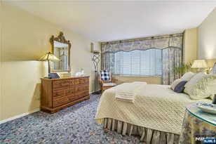555 North Ave 17-U, Fort Lee, NJ 07024 - Photo 11