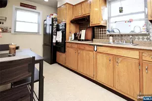 604 Elm Ave, Saddle Brook Township, NJ 07663 - Photo 5