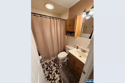 911 Colfax, Pompton Lakes, NY 07442 - Photo 15