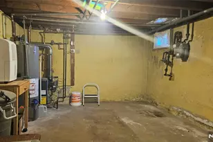 560 Boulevard, New Milford, NJ 07646 - Photo 17