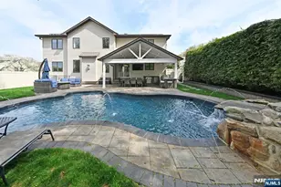 106 Arnot Pl, Paramus, NJ 07652 - Photo 35
