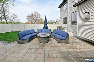 106 Arnot Pl, Paramus, NJ 07652 - Photo 39