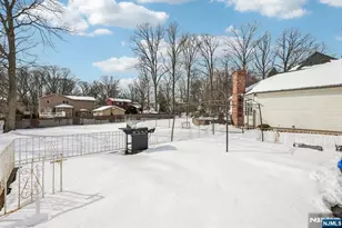 44 Forsythia Ln, Paramus, NJ 07652 - Photo 41