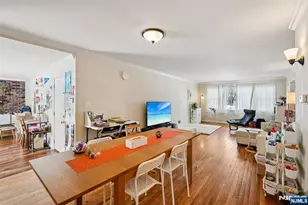 44 Forsythia Ln, Paramus, NJ 07652 - Photo 31