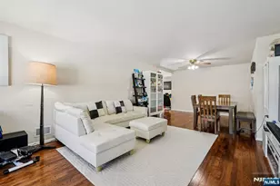 44 Forsythia Ln, Paramus, NJ 07652 - Photo 5