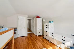 44 Forsythia Ln, Paramus, NJ 07652 - Photo 29