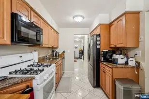 44 Forsythia Ln, Paramus, NJ 07652 - Photo 11