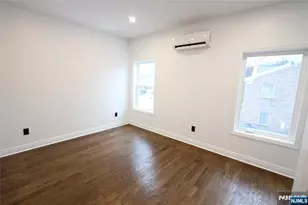 126 4th Ave, Hawthorne, NJ 07506 - Photo 17