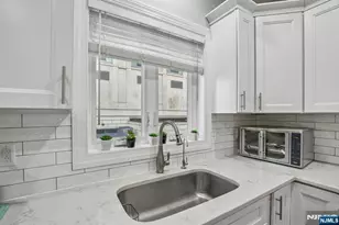 10 Glen St, Cliffside Park, NJ 07010 - Photo 17