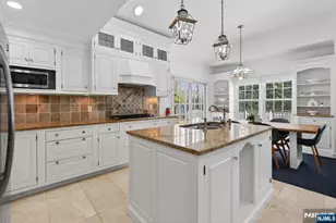 236 White Oak Ridge Rd, Millburn, NJ 07078 - Photo 7