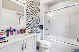 1228 River Rd, Edgewater, NJ 07020 - Photo 21
