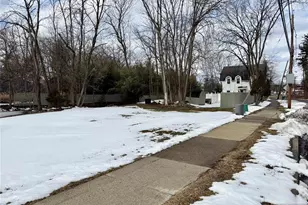 25-27 Newark Pompton Turnpike, Wayne, NJ 07470 - Photo 5