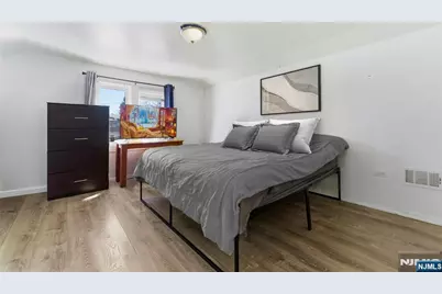 71 Franklin Terrace, Irvington, NJ 07111 - Photo 25