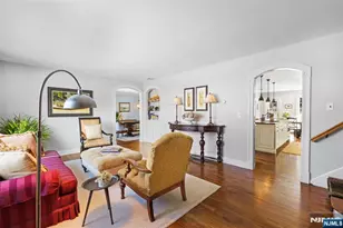 8 Kice Rd, Florham Park, NJ 07932 - Photo 3