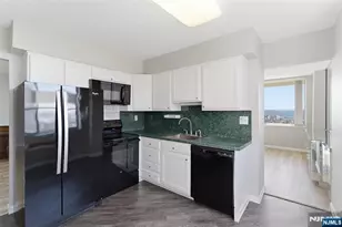 160 Overlook Ave 16C, Hackensack, NJ 07601 - Photo 15