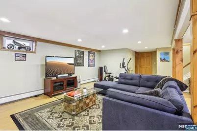 191 Hillcrest Avenue, Hawthorne, NJ 07506 - Photo 29