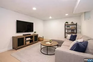 503 Stonewall Ct, Wyckoff Township, NJ 07481 - Photo 25