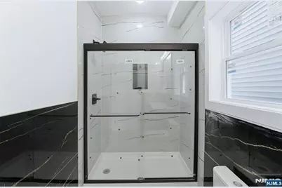 44.5 Milford Avenue, Newark, NJ 07108 - Photo 19