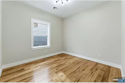 44.5 Milford Avenue, Newark, NJ 07108 - Photo 35
