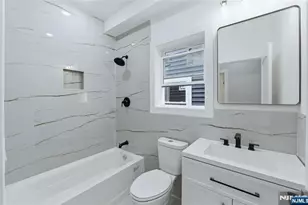 44 Milford Ave, Newark, NJ 07108 - Photo 15