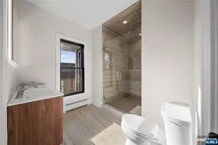 475 Morse Ave, Ridgefield, NJ 07657 - Photo 17