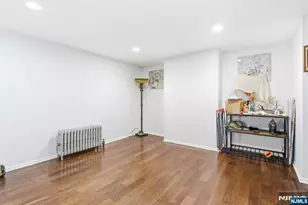 158 S Clinton St, East Orange, NJ 07018 - Photo 9