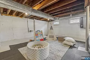 5 Canterbury Dr, Montclair, NJ 07042 - Photo 29