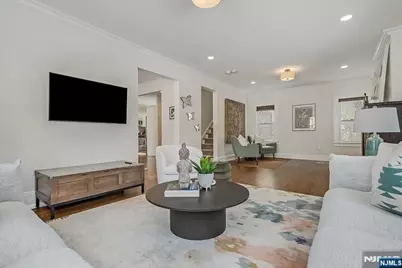 5 Canterbury Drive, Montclair, NJ 07042 - Photo 7