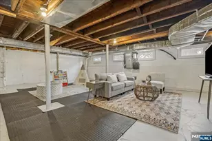 5 Canterbury Dr, Montclair, NJ 07042 - Photo 27