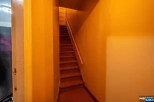 108 Hollywood Ave, East Orange, NJ 07018 - Photo 9