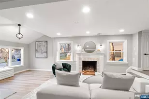 77 Chestnut Dr, Wayne, NJ 07470 - Photo 3