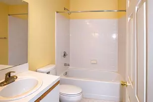 92 Perez Dr, Newark, NJ 07103 - Photo 13