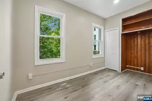 31 Claremont Ave, Jersey City, NJ 07305 - Photo 27