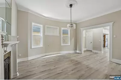 31 Claremont Avenue, Jersey City, NJ 07305 - Photo 9