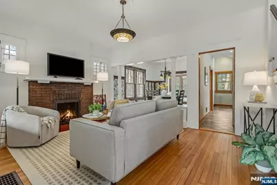 15 Garfield Place, Montclair, NJ 07043 - Photo 3