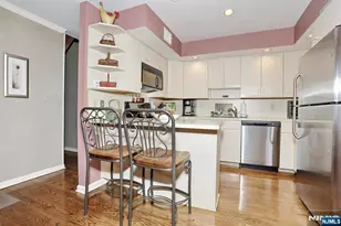 16 Sandburg Ct, Mahwah, NJ 07430 - Photo 11