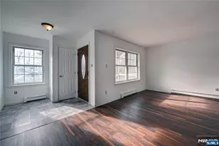 74 Camp Ln, Fairfield, NJ 07004 - Photo 5