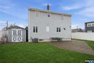 130 Tuella Ave, Elmwood Park, NJ 07407 - Photo 15
