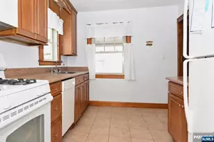 65 Ave C, Lodi, NJ 07644 - Photo 11