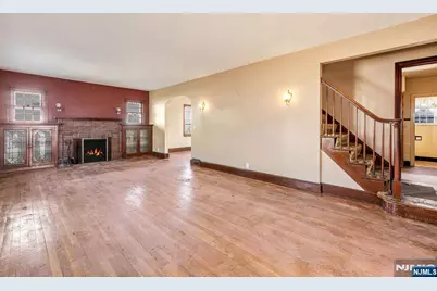164 Chestnut Street, Garfield, NJ 07026 - Photo 3