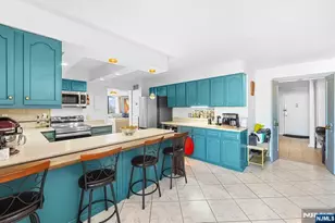 2005 Harmon Cove Tower, Secaucus, NJ 07094 - Photo 13