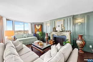 2005 Harmon Cove Tower, Secaucus, NJ 07094 - Photo 5