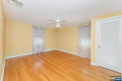 438 Mount Prospect Avenue, Clifton, NJ 07012 - Photo 13